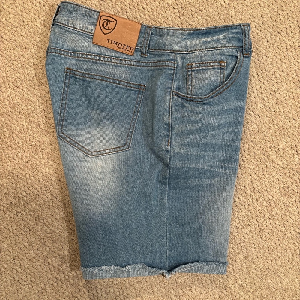 Timoteo Light Blue Stretch Denim Cuffed raw-edge Shorts Size 34